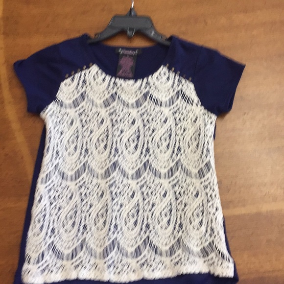 Girls top - Picture 4 of 5